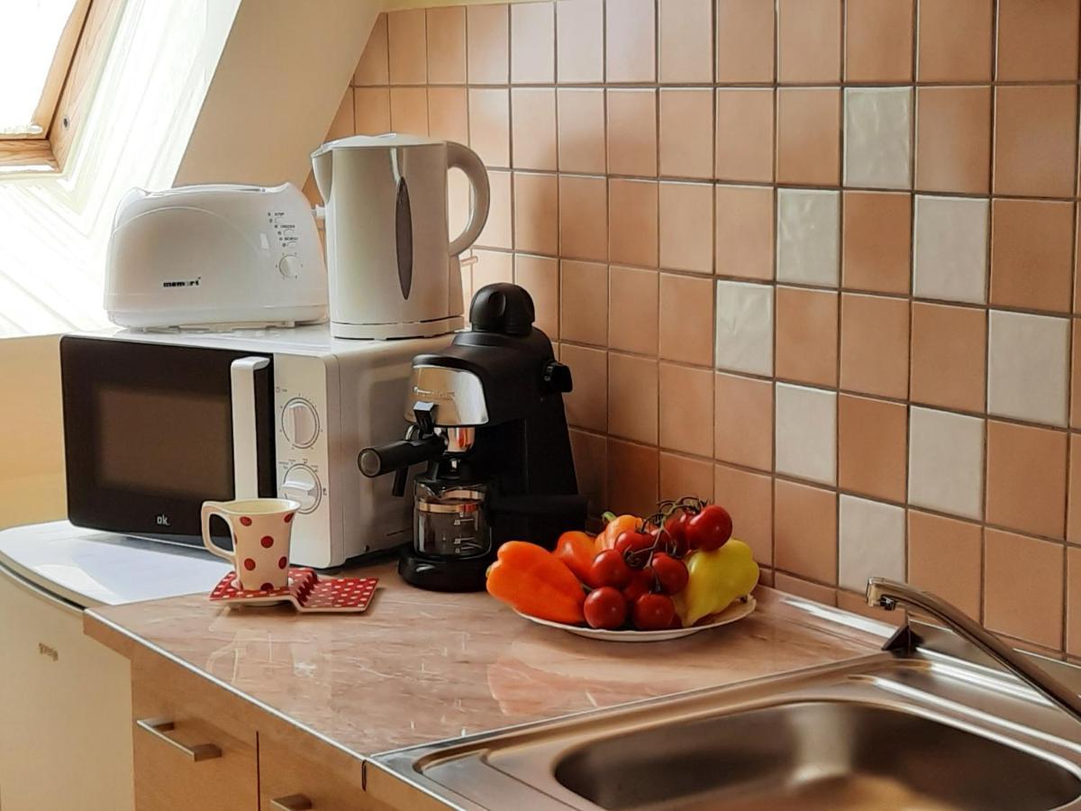 Harmonia Vendeghaz Apartment Balatonalmadi Exterior photo