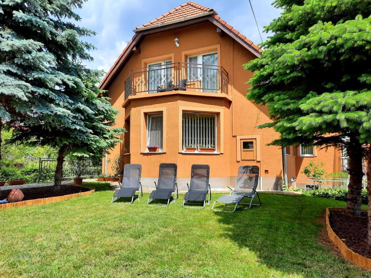 Harmonia Vendeghaz Apartment Balatonalmadi Exterior photo